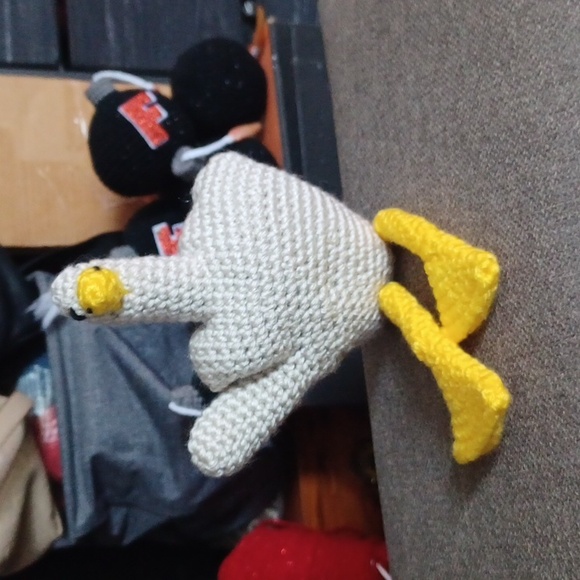 Hand-crocheted Middle Finger Duck - Picture 2 of 4